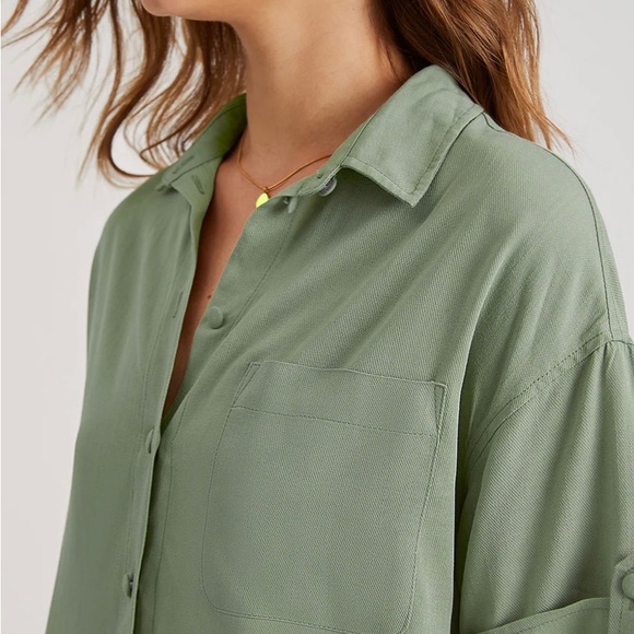 Folded Sleeve Relaxed Fit Button Up Shirt Green - Picture 4 of 6